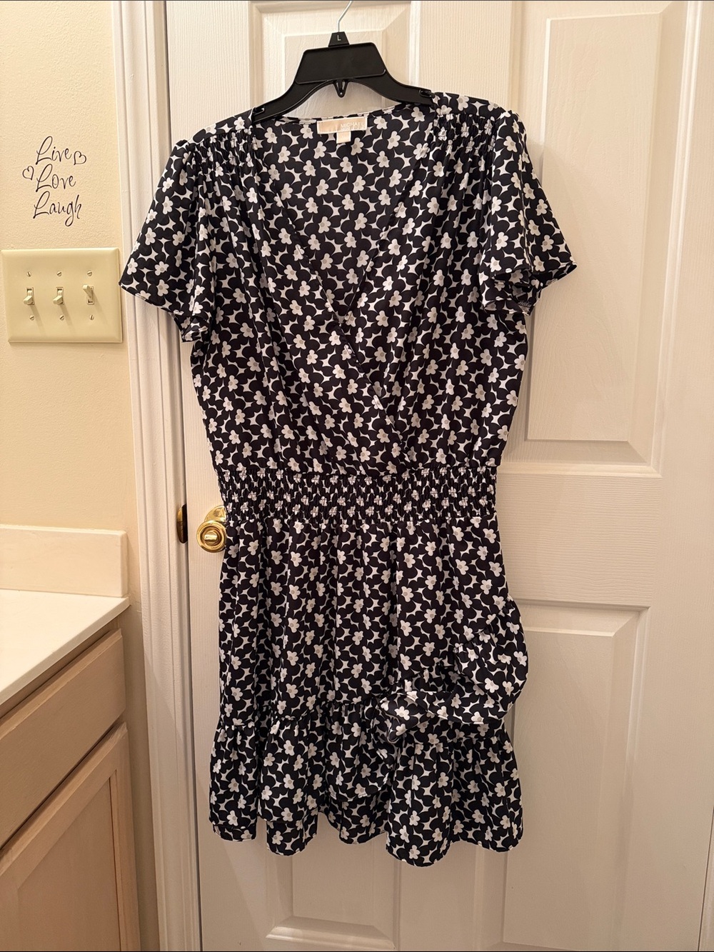 MICHAEL KORS SHORT SLEEVE BLACK & WHITE FLORAL PRINT DRESS